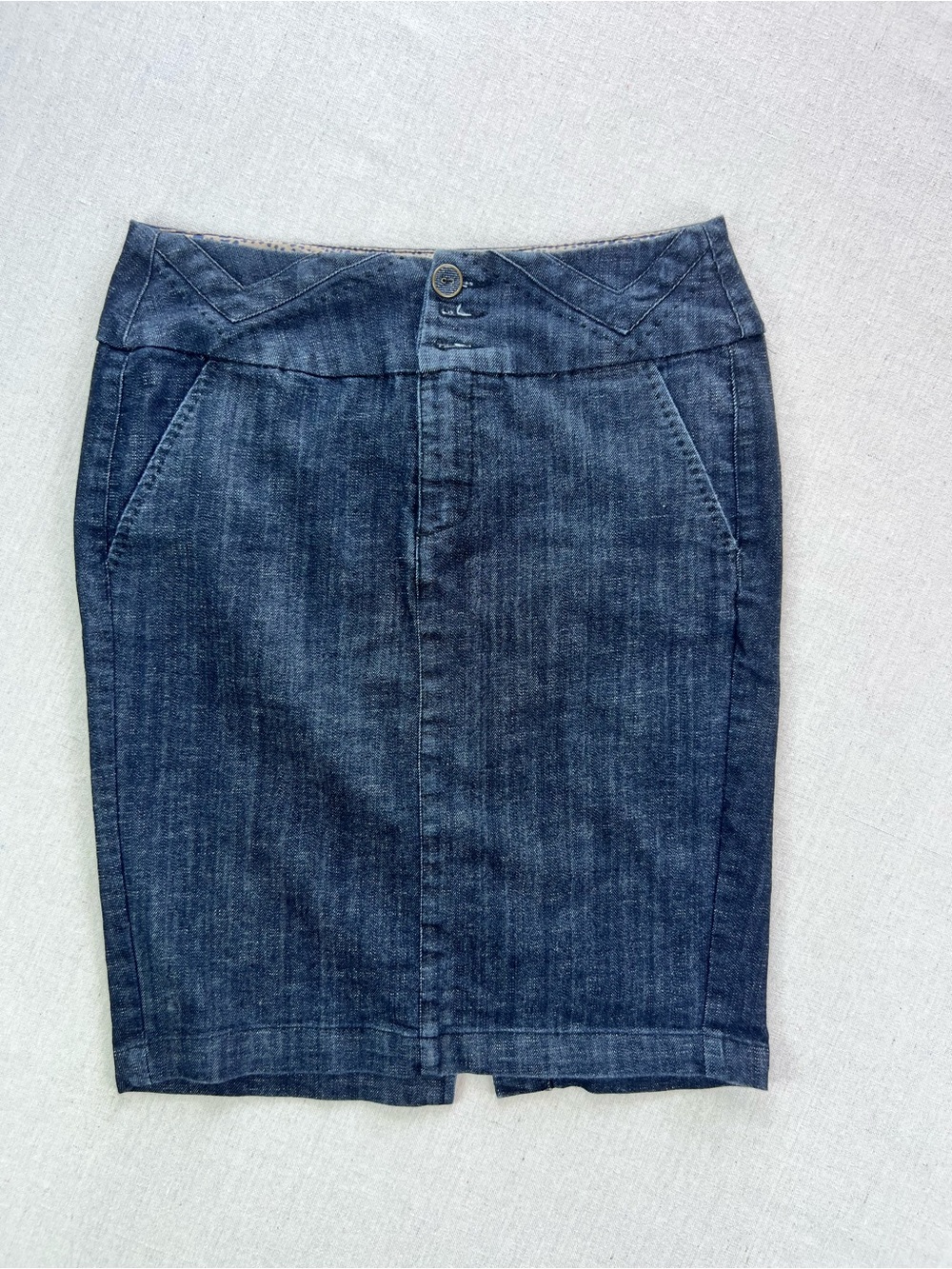 Women’s One Five One Simple Sleek Chic Dark Blue Denim Pencil Skirt - S